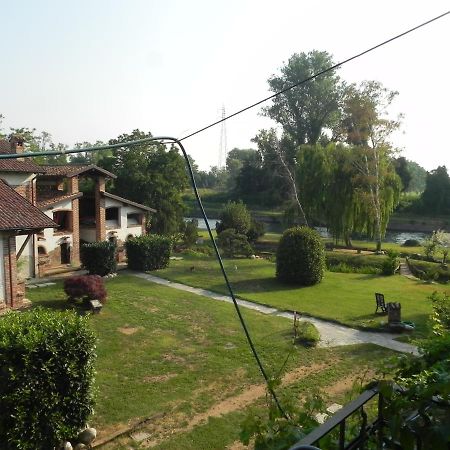 Agriturismo Cascina Poscallone アッビアテグラッソ ミラノ エクステリア 写真