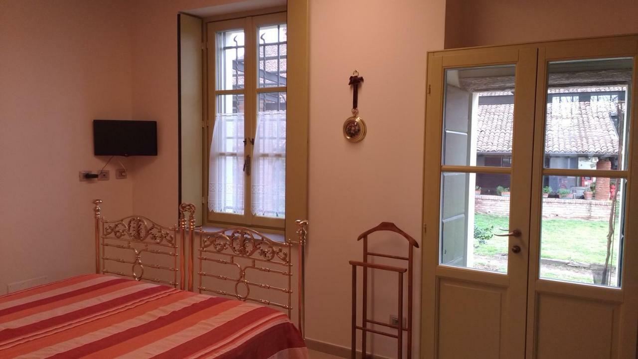 Agriturismo Cascina Poscallone アッビアテグラッソ ミラノ エクステリア 写真