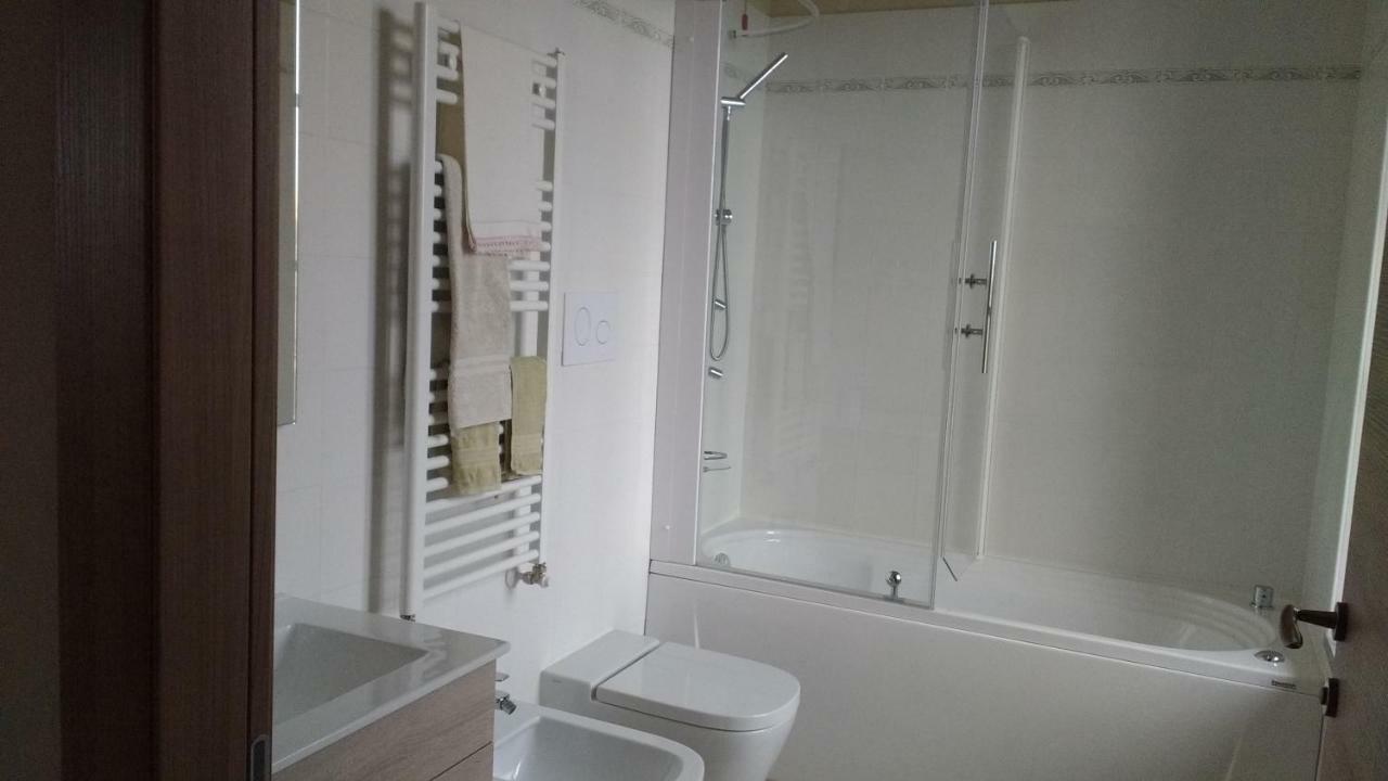 Agriturismo Cascina Poscallone アッビアテグラッソ ミラノ エクステリア 写真