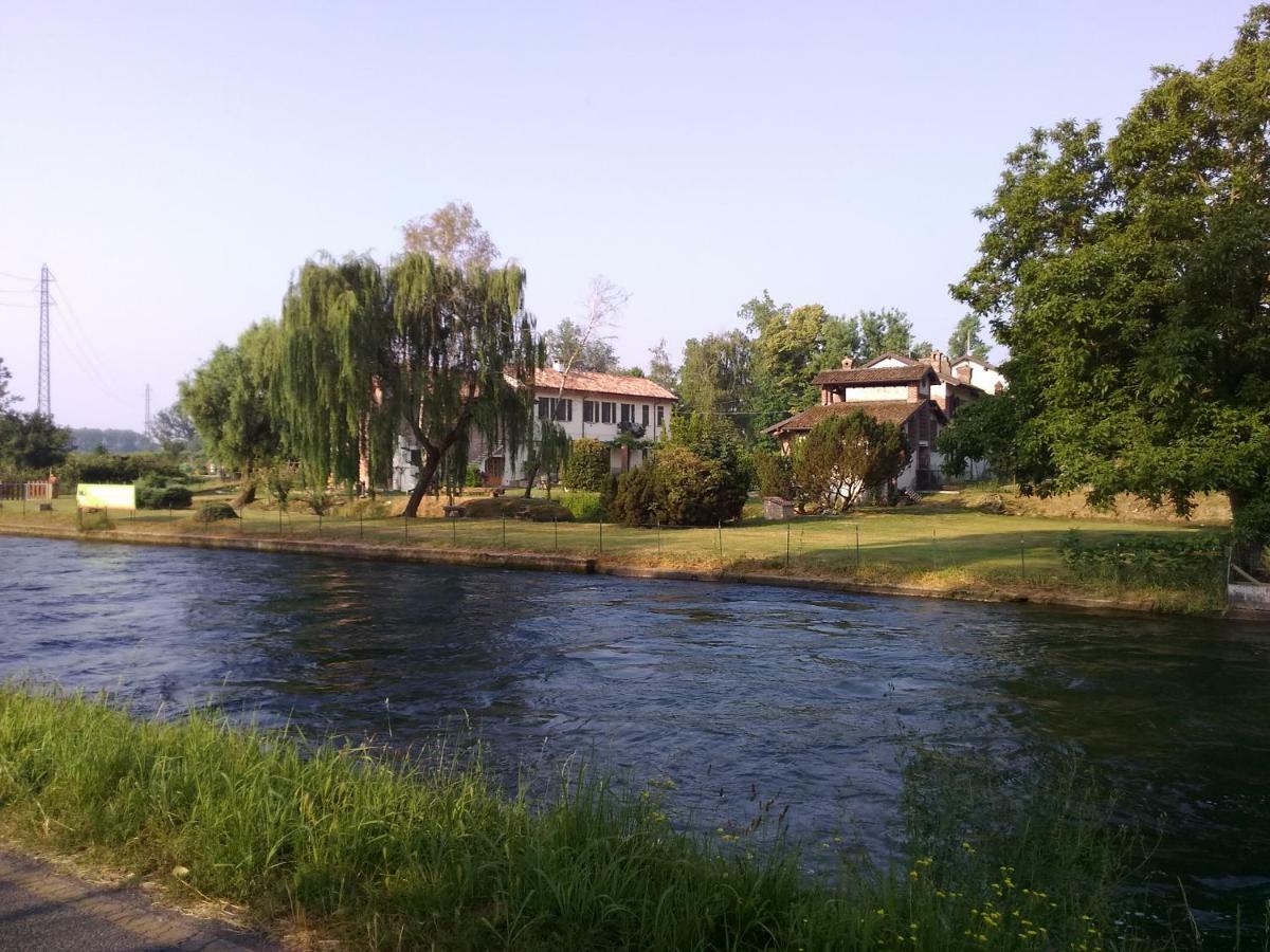 Agriturismo Cascina Poscallone アッビアテグラッソ ミラノ エクステリア 写真